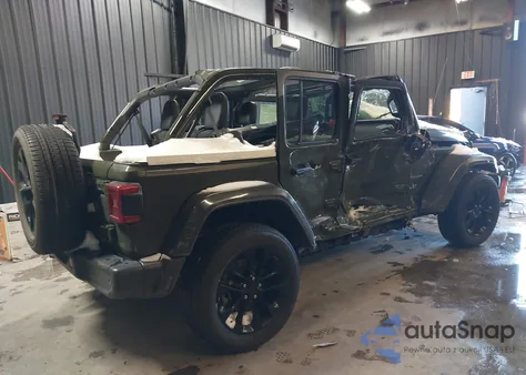 2021 Jeep Wrangler 4Xe Unlimited Sahara 4X4 из США, поврежденный, VIN 1C4JJXP66MW705215